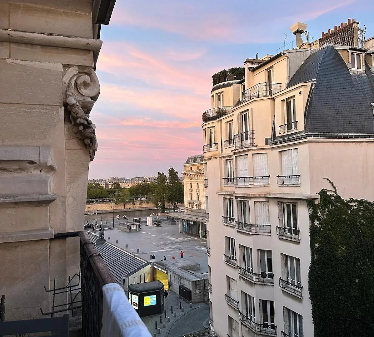Beautiful Apartment With Seine And Musee D'Orsay View Parijs Frankrijk